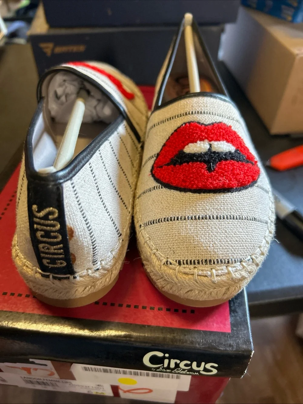 Circus by Sam Edelman Natural Striped Landon Femme Lips Size 6